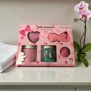 Juicy Couture Pink Spa Set